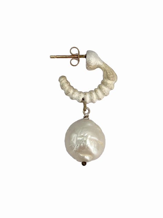 Bone Earring No.2 Small with 1 Large Fresh Water Pearl