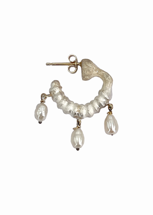 BONE Earring No.3 Large with 3 "rice" freshwater pearls